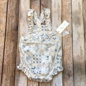 NWT Rylee + Cru Chiara Bubble Romper